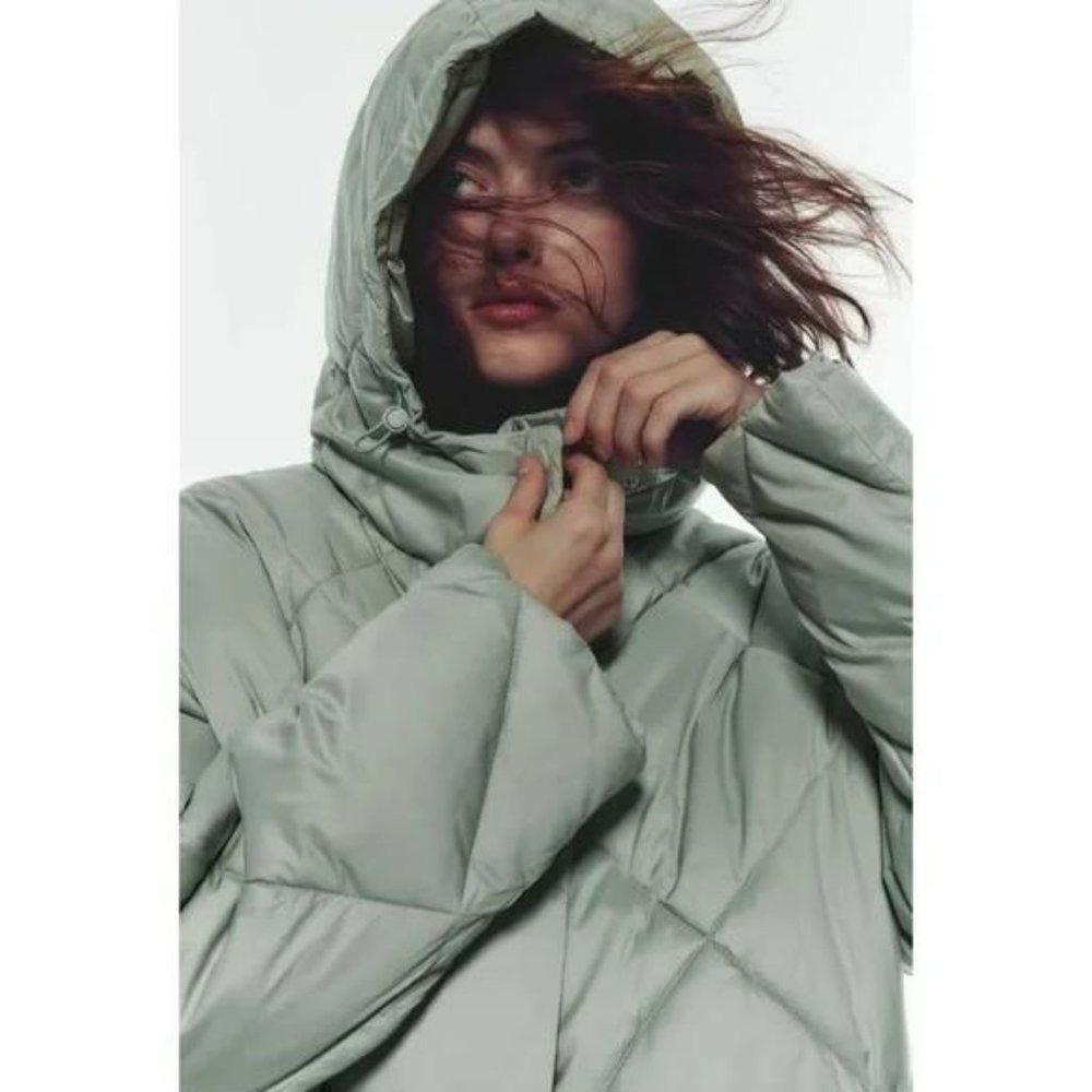 ZARA QUILTED PUFFER COAT WITH HOOD - Picture 4 of 12